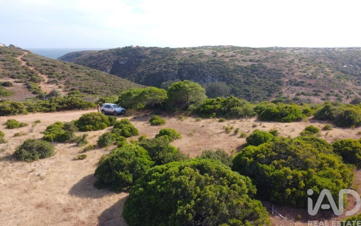Terreno para Venda em Budens Foto 19