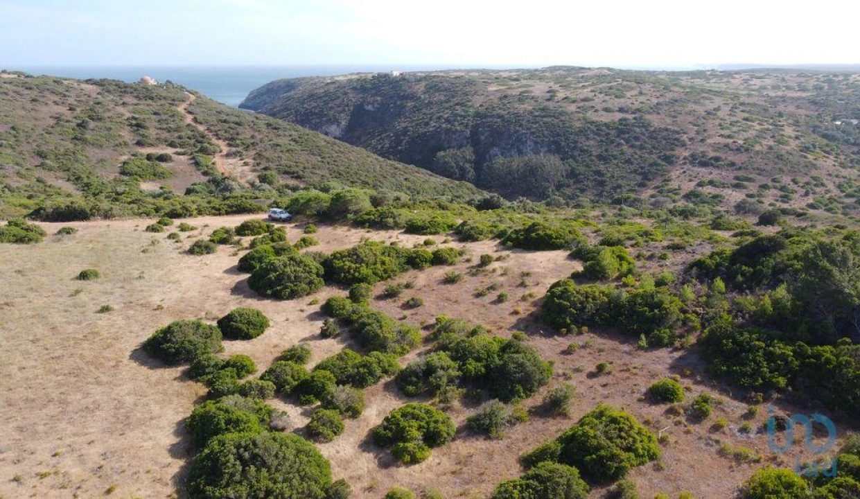 Terreno para Venda em Budens Foto 10