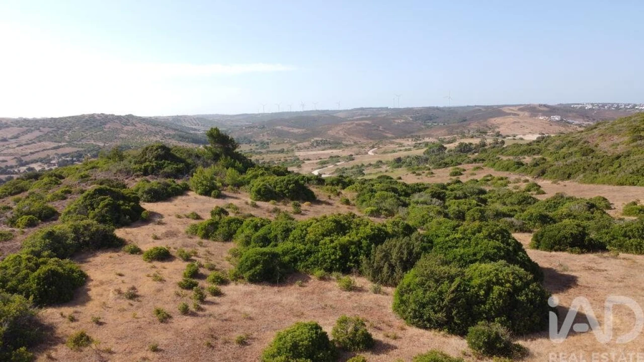 Terreno para Venda em Budens Foto 26
