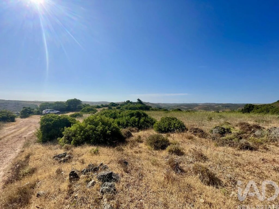 Terreno para Venda em Budens Foto 21