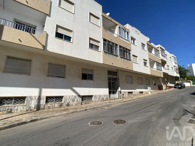 Apartamento T3 para Venda em Portimão Foto 23