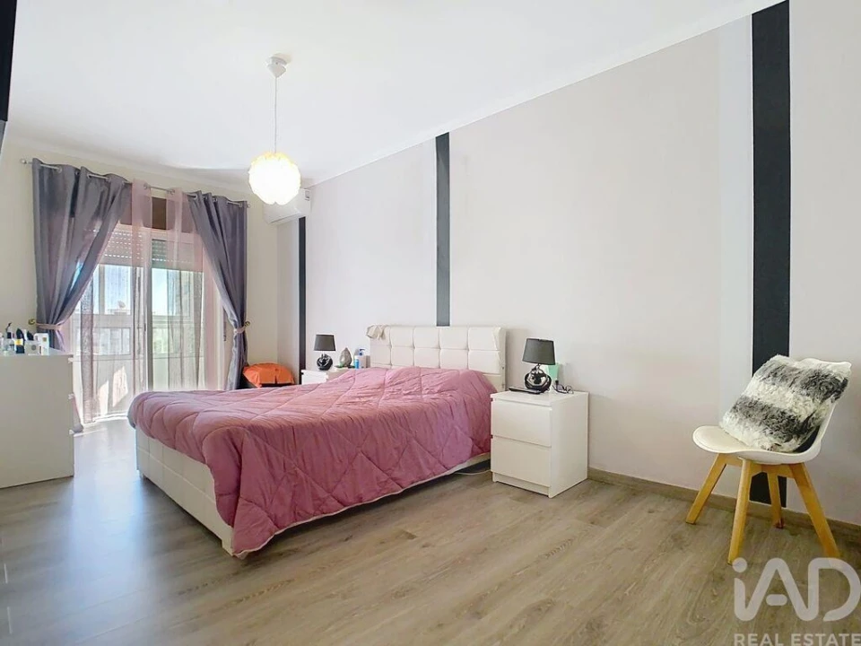 Apartamento T3 para Venda em Portimão Foto 19