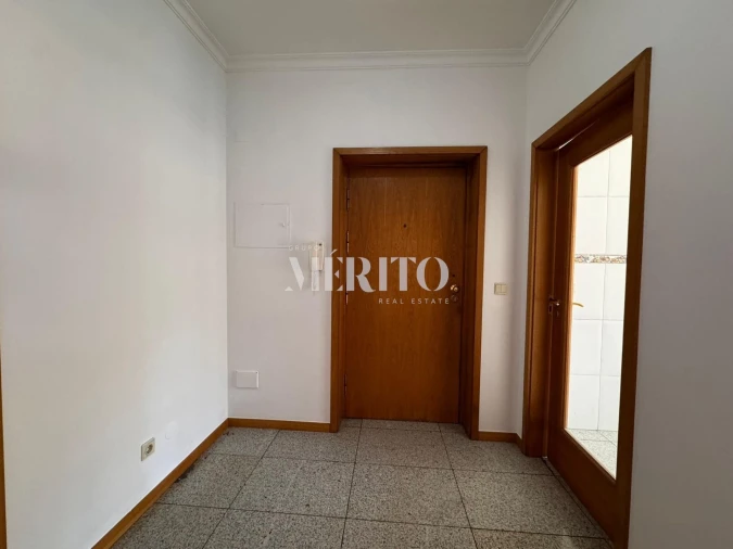 Apartamento T3 para Venda em Costa Foto 3