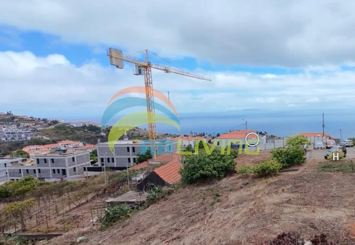 Terreno para Venda em Caniço Foto 3