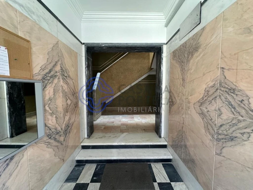 Apartamento T3 para Venda em Castanheira do Ribatejo e Cachoeiras Foto 10