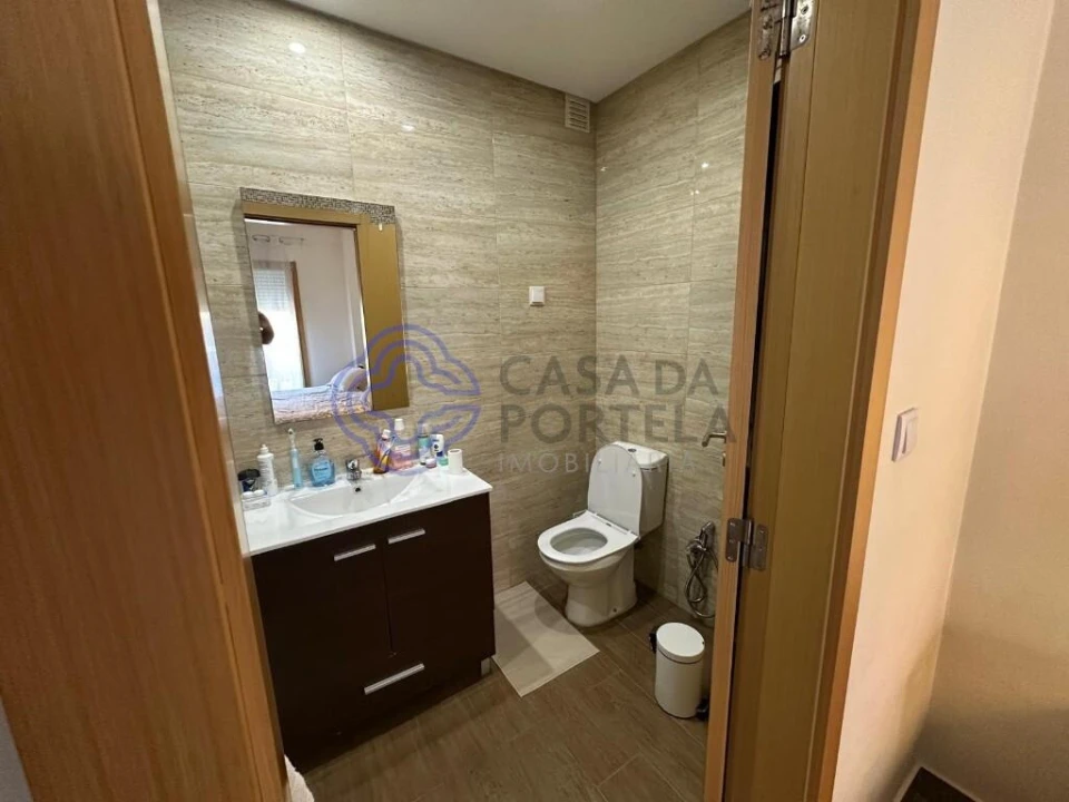 Apartamento T3 para Venda em Castanheira do Ribatejo e Cachoeiras Foto 48