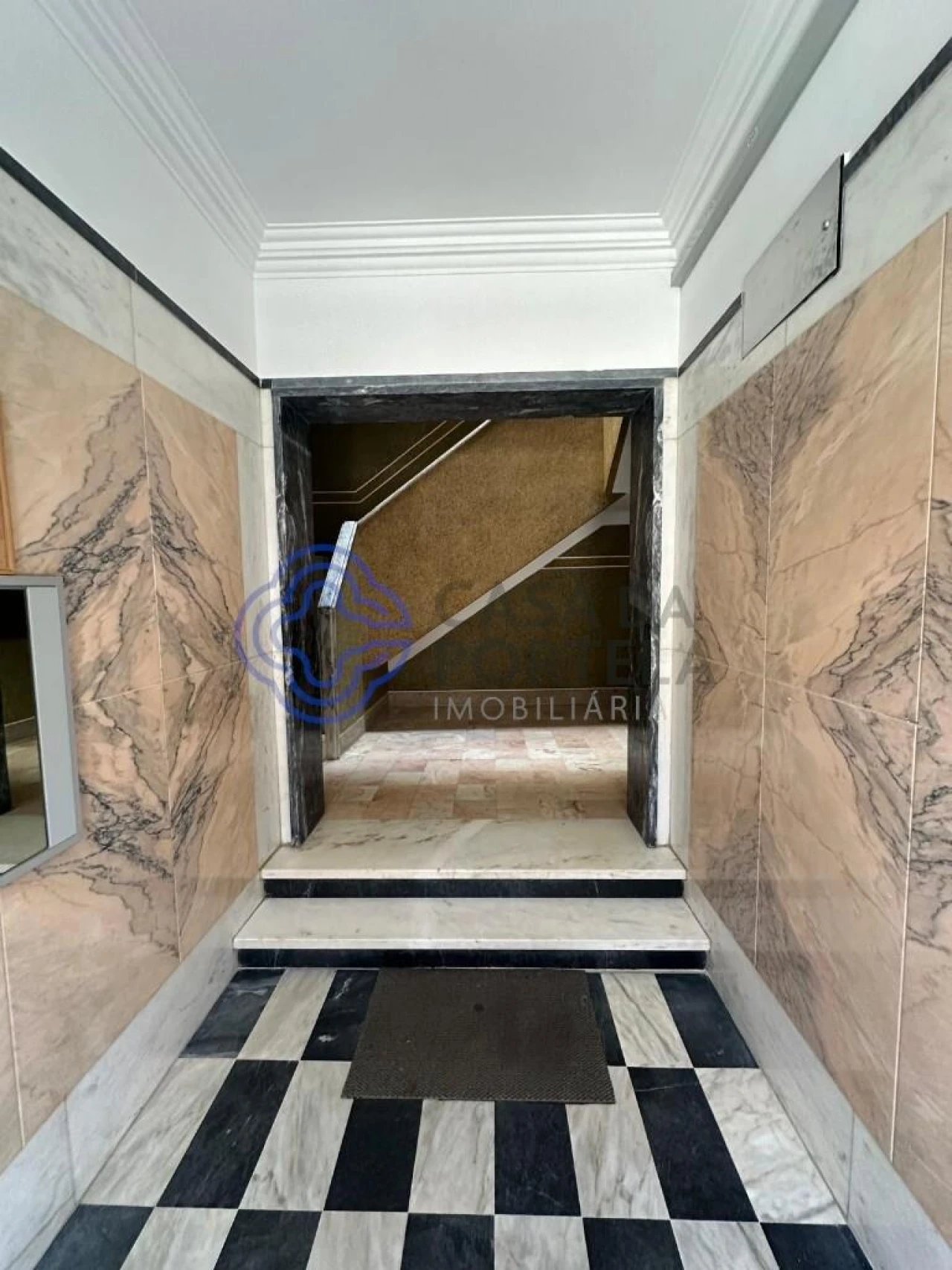 Apartamento T3 para Venda em Castanheira do Ribatejo e Cachoeiras Foto 9