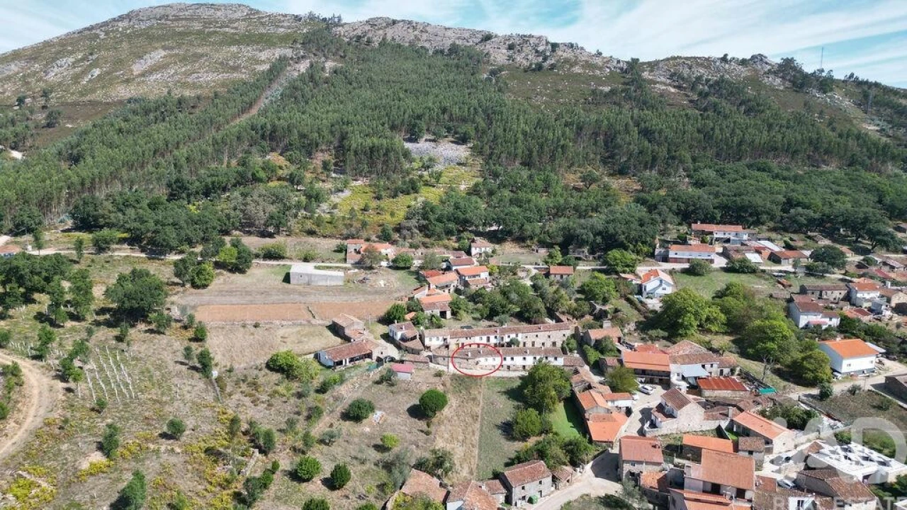 Moradia T2 para Venda em Cumeeira Foto 25