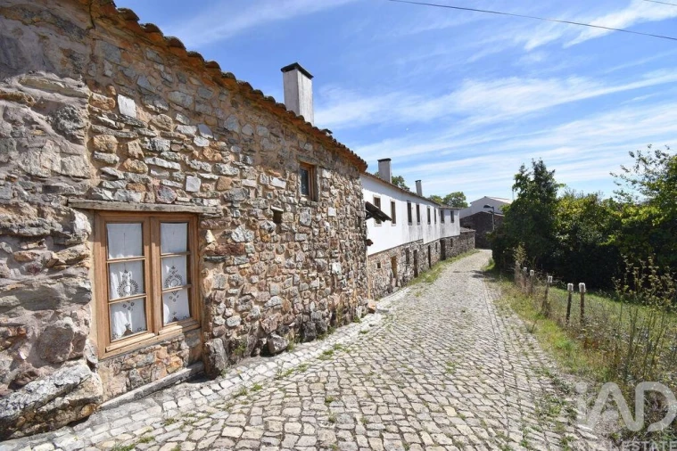 Moradia T2 para Venda em Cumeeira Foto 19