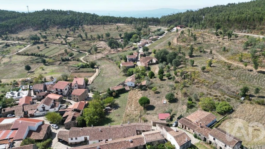 Moradia T2 para Venda em Cumeeira Foto 26