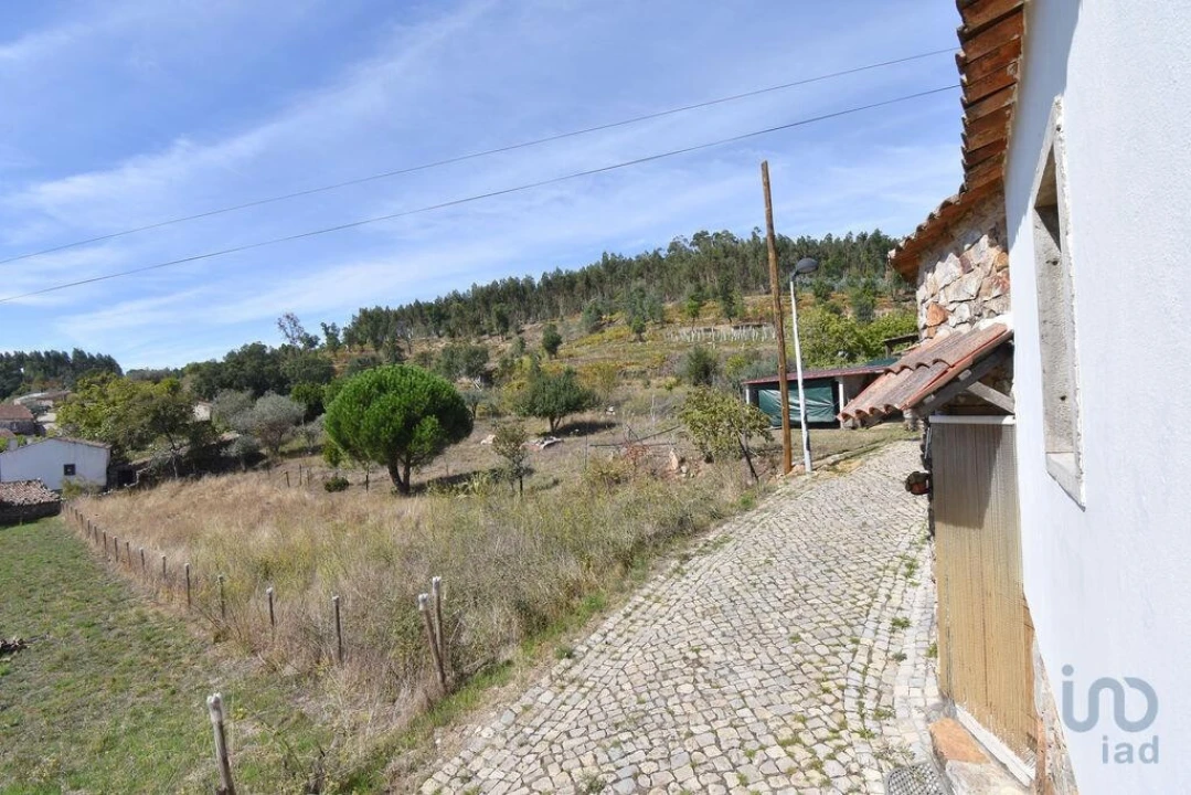 Moradia T2 para Venda em Cumeeira Foto 9