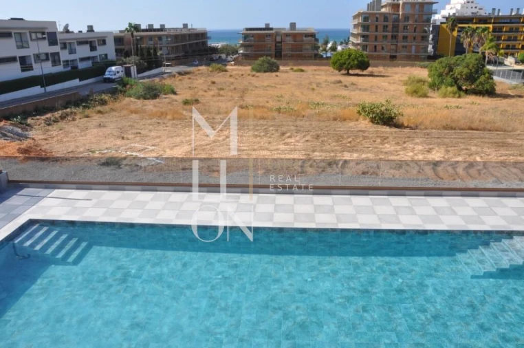 Apartamento T2 para Venda em Quarteira Foto 9