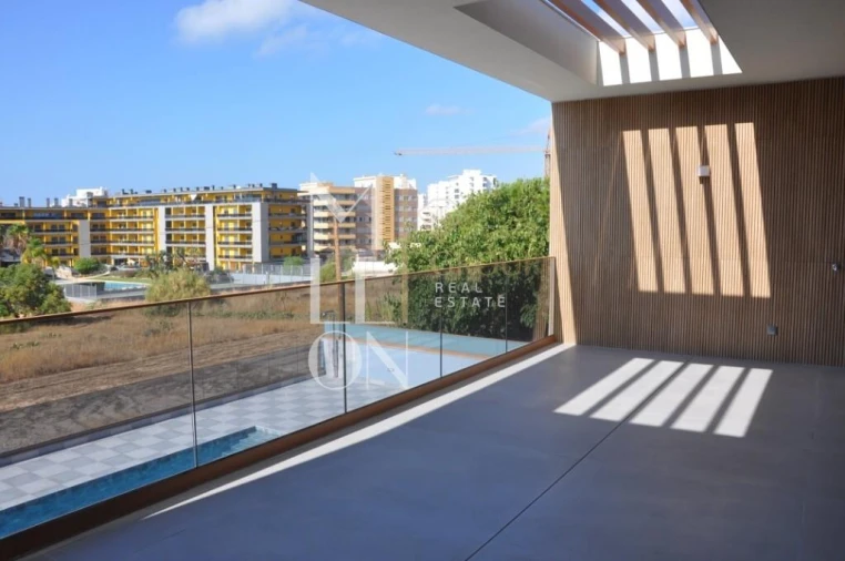 Apartamento T2 para Venda em Quarteira Foto 11