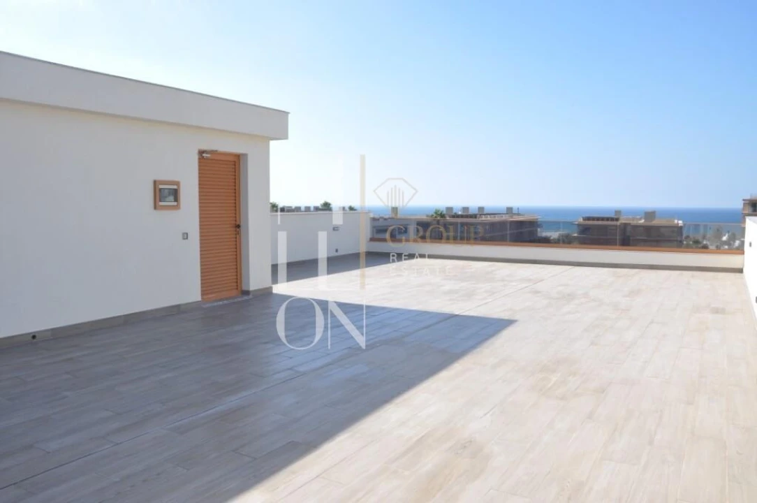 Apartamento T2 para Venda em Quarteira Foto 17