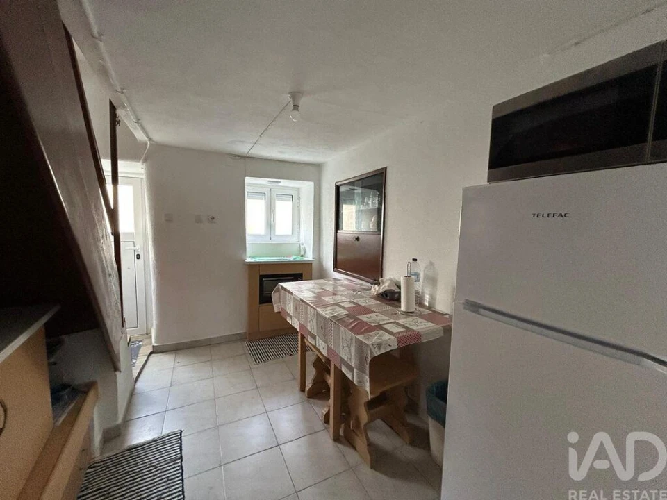 Moradia T1 para Venda em Espariz e Sinde Foto 2