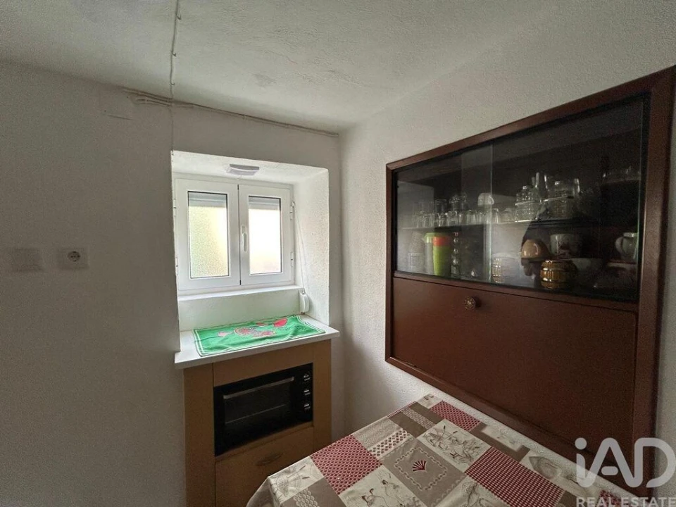 Moradia T1 para Venda em Espariz e Sinde Foto 6