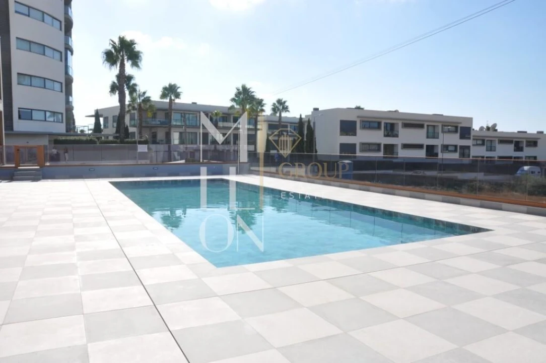 Apartamento T2 para Venda em Quarteira Foto 23