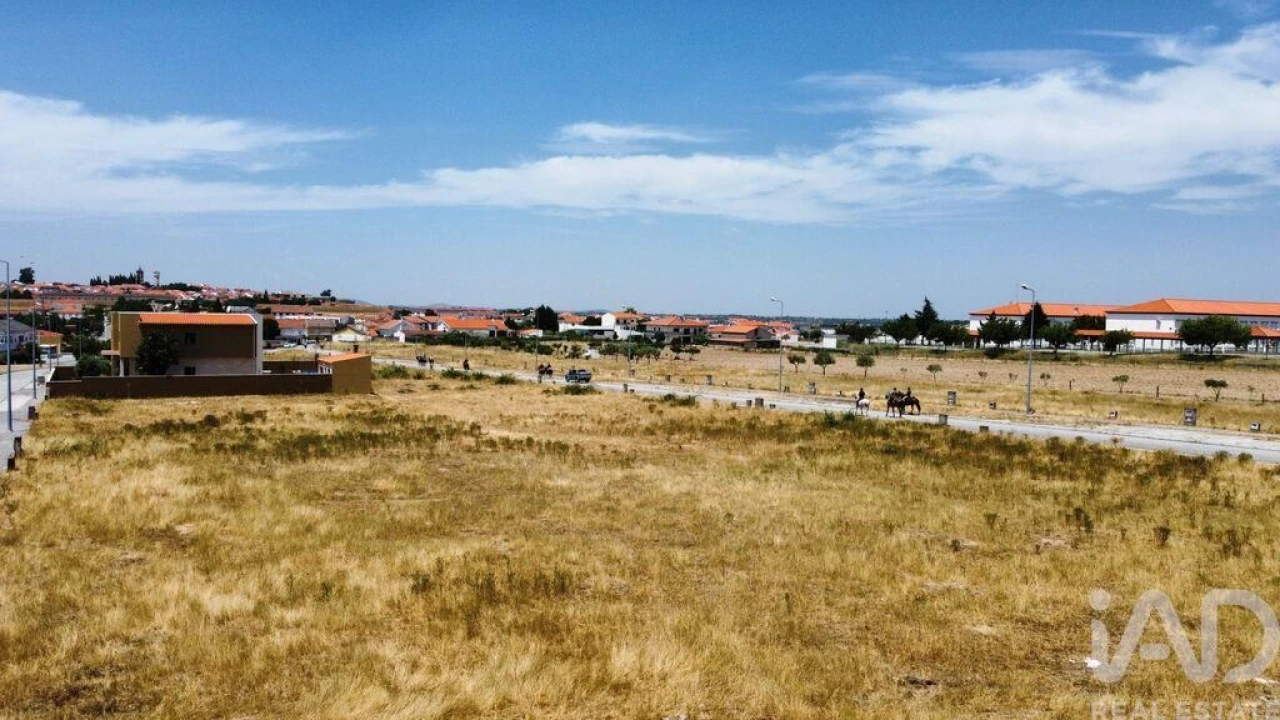 Terreno para Venda em Almeida Foto 27