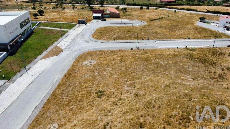 Terreno para Venda em Almeida Foto 25