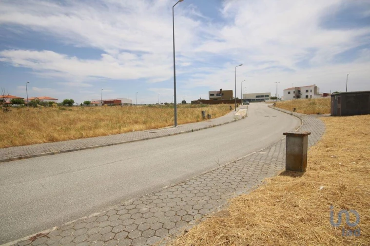 Terreno para Venda em Almeida Foto 3