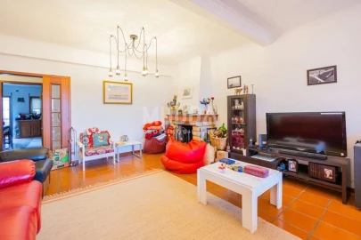Apartamento T3 para Venda em O. Azeméis, Riba-Ul, Ul, Macinhata Seixa, Madail