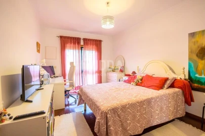 Apartamento T3 para Venda em O. Azeméis, Riba-Ul, Ul, Macinhata Seixa, Madail