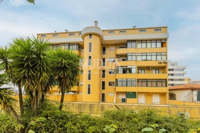 Apartamento T3 para Venda em O. Azeméis, Riba-Ul, Ul, Macinhata Seixa, Madail