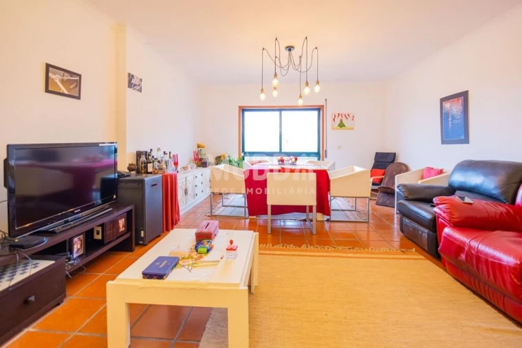 Apartamento T3 para Venda em O. Azeméis, Riba-Ul, Ul, Macinhata Seixa, Madail Foto 3