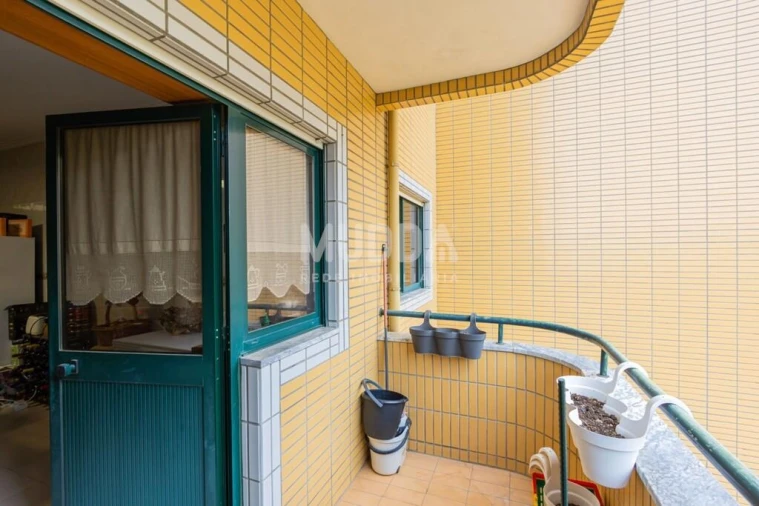 Apartamento T3 para Venda em O. Azeméis, Riba-Ul, Ul, Macinhata Seixa, Madail Foto 13