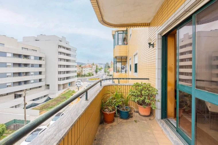 Apartamento T3 para Venda em O. Azeméis, Riba-Ul, Ul, Macinhata Seixa, Madail Foto 5