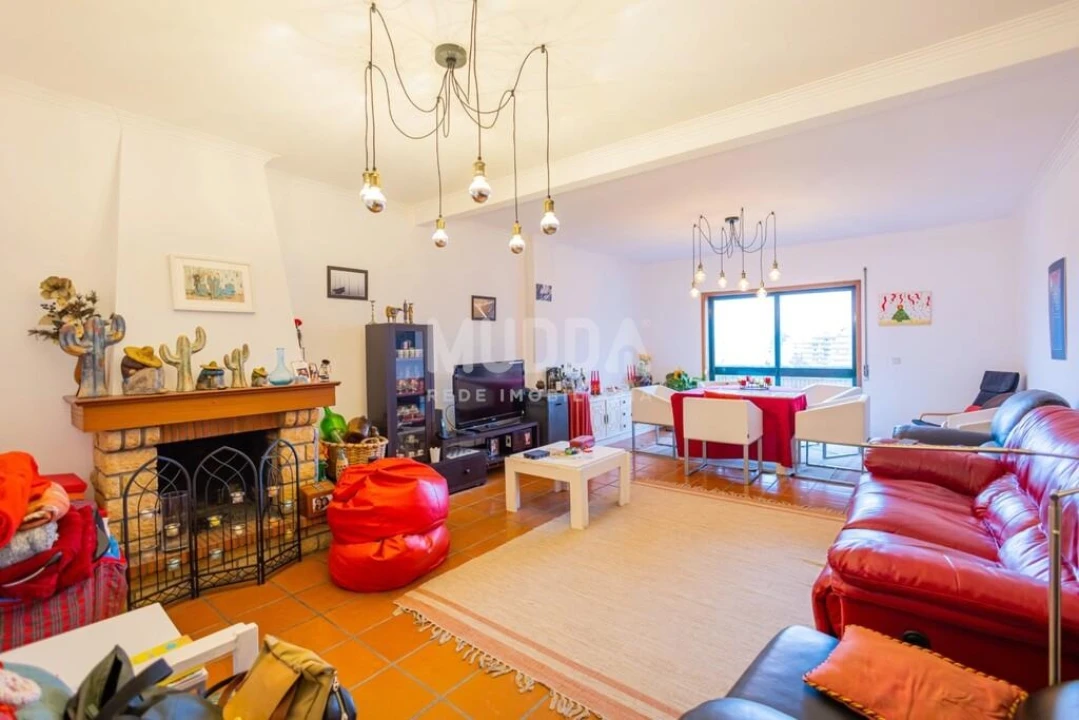 Apartamento T3 para Venda em O. Azeméis, Riba-Ul, Ul, Macinhata Seixa, Madail Foto 1