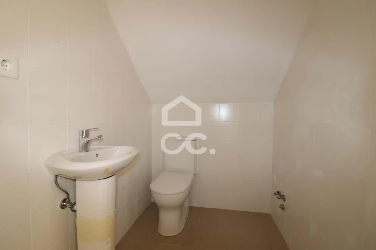 Negócio para Arrendamento em Avelar Foto 4