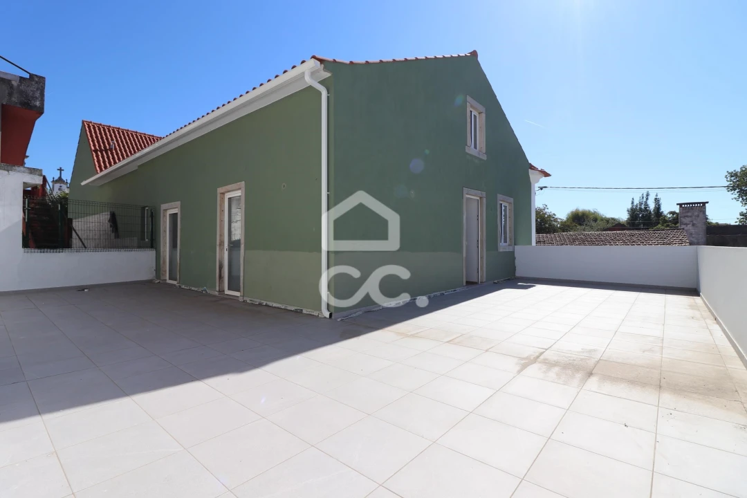 Apartamento T2 para Arrendamento em Avelar Foto 10