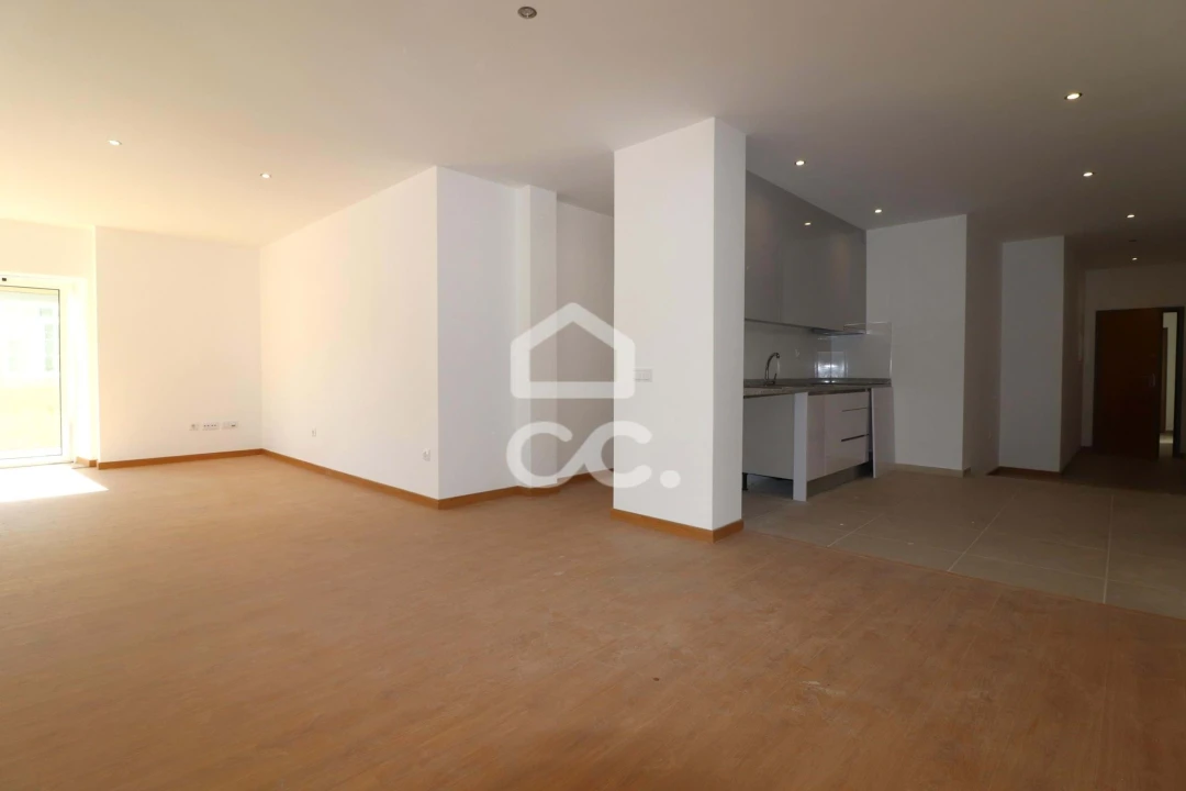 Apartamento T2 para Arrendamento em Avelar Foto 3