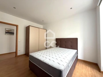 Apartamento T2 para Arrendamento em Avelar