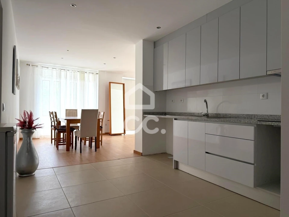Apartamento T2 para Arrendamento em Avelar Foto 1