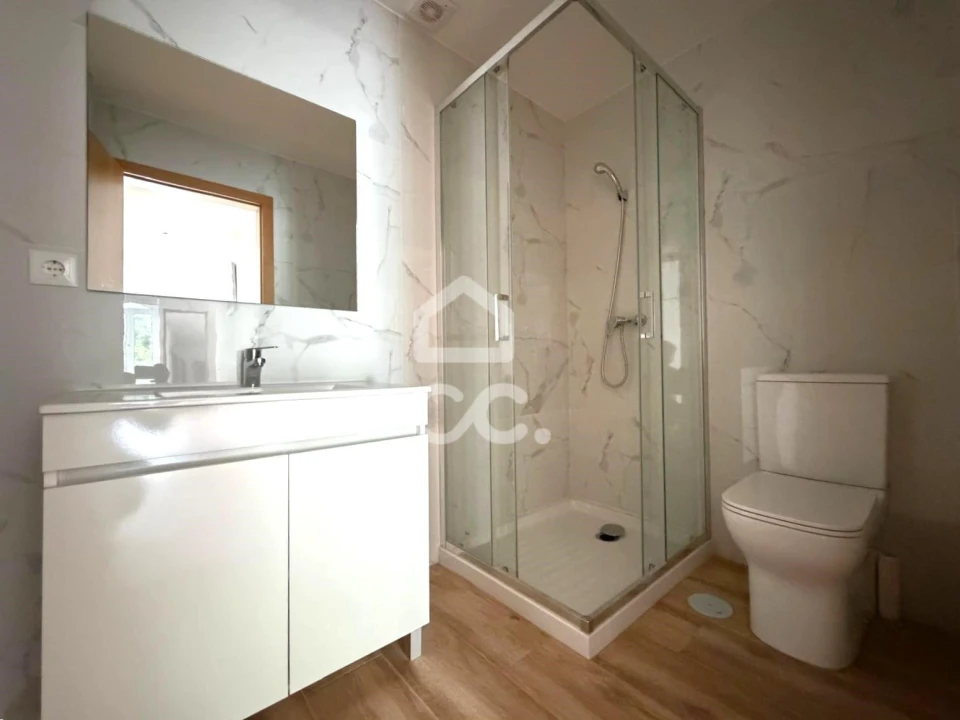 Apartamento T2 para Arrendamento em Avelar Foto 9