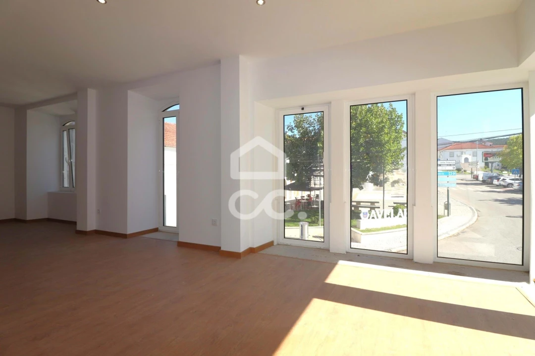 Apartamento T2 para Arrendamento em Avelar Foto 2