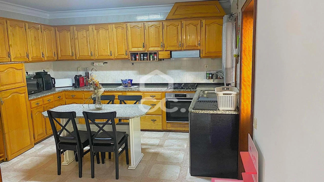 Moradia T5 para Venda em Gondar Foto 17