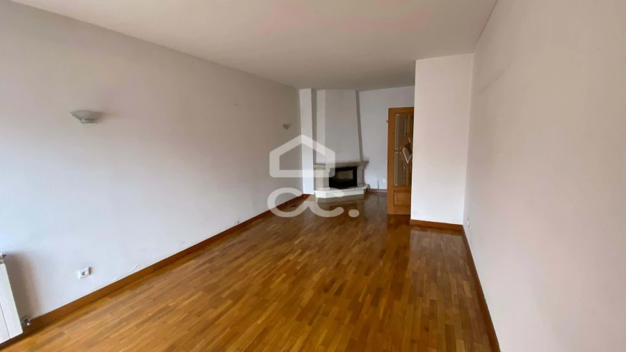 Apartamento T2 para Venda em Fermentões Foto 9