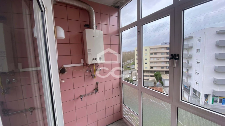 Apartamento T2 para Venda em Fermentões Foto 8