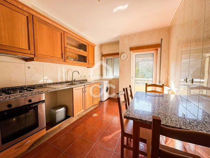 Apartamento T3 para Venda em Satão Foto 3