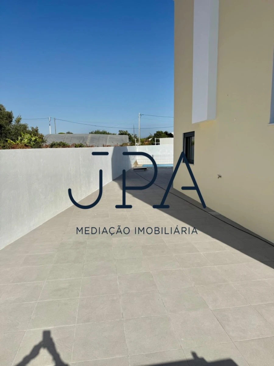 Moradia T3 para Venda em Vila Nova de Cacela Foto 5