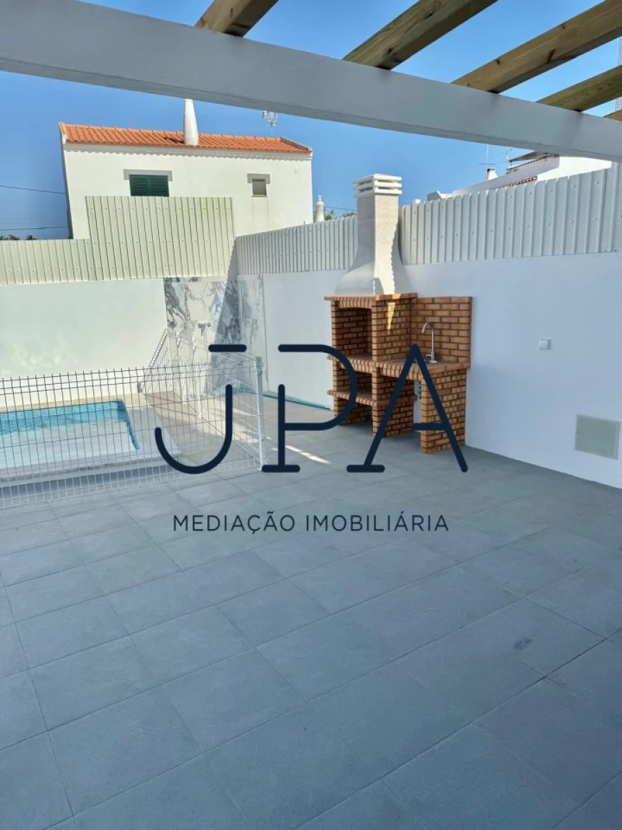 Moradia T3 para Venda em Vila Nova de Cacela Foto 8