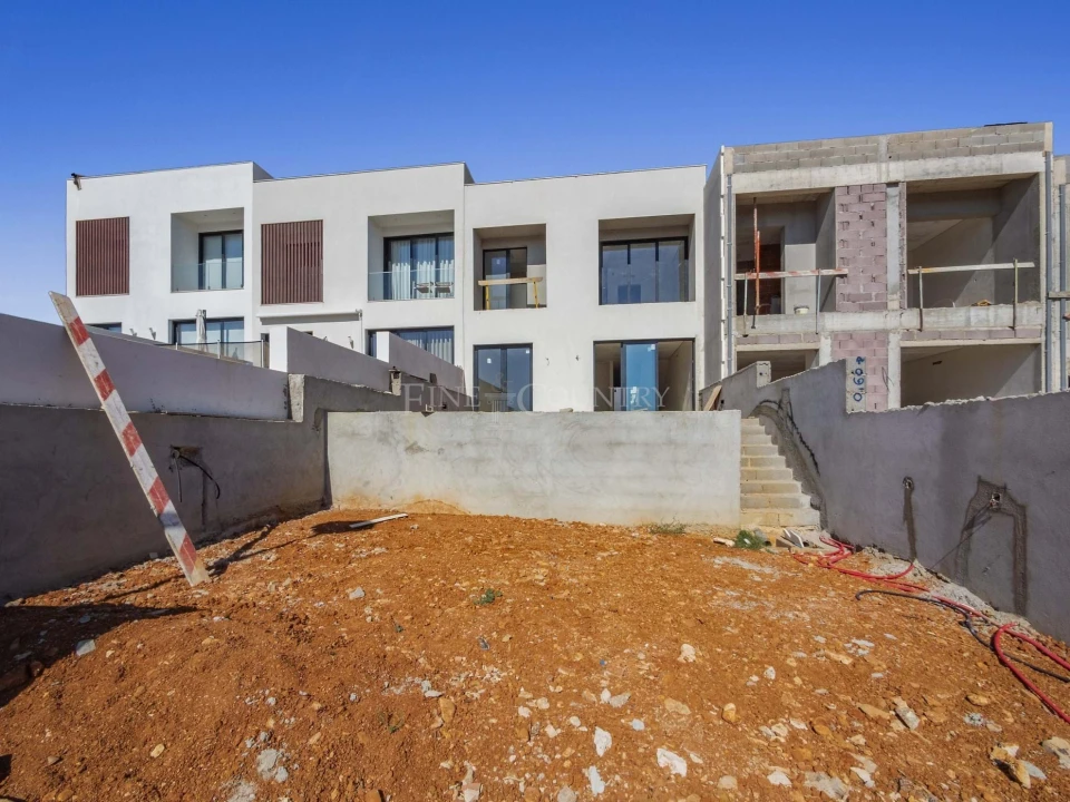 Moradia T4 para Venda em Ferragudo Foto 1