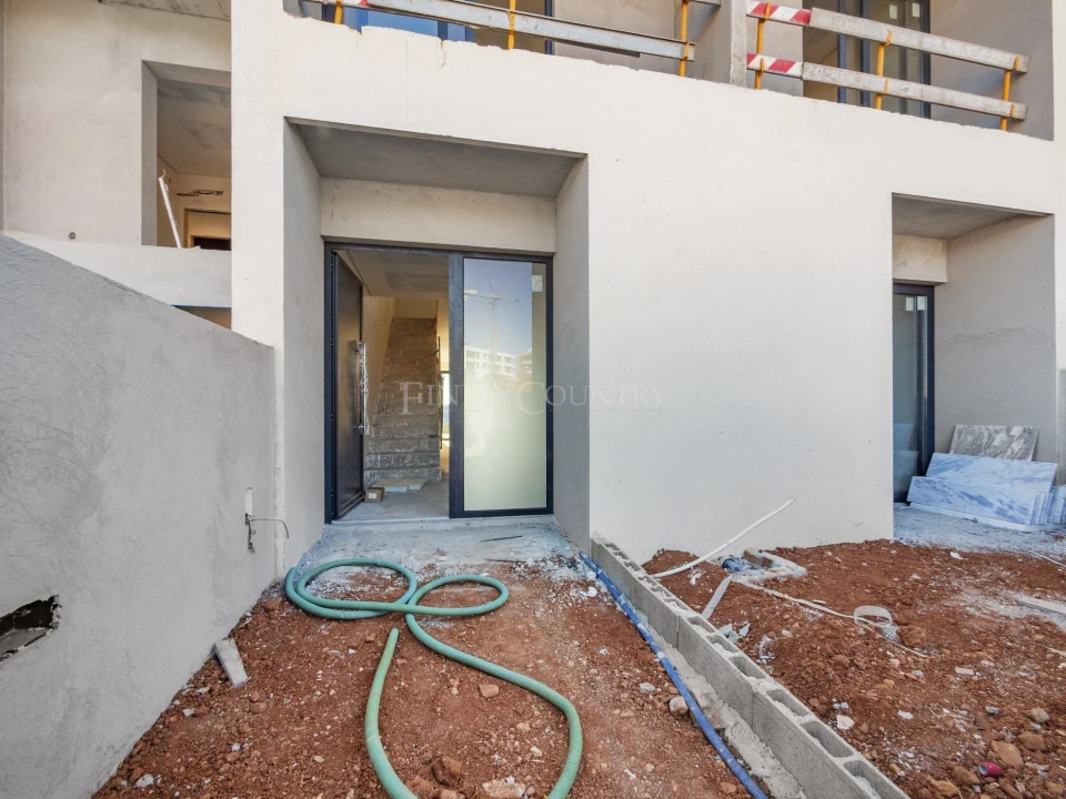 Moradia T4 para Venda em Ferragudo Foto 3