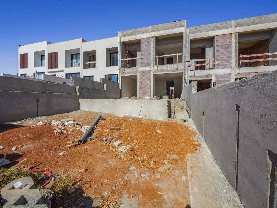 Moradia T3 para Venda em Ferragudo Foto 1