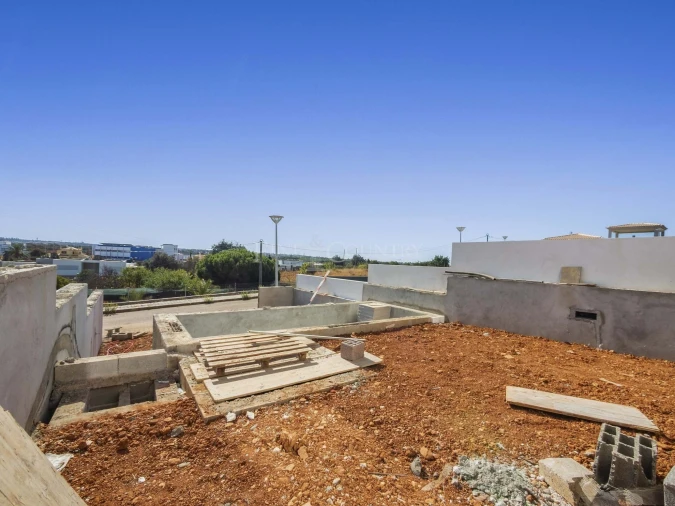 Moradia T3 para Venda em Ferragudo Foto 2