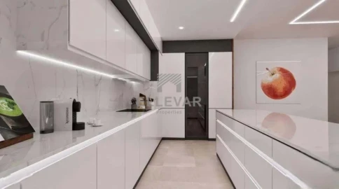 Moradia T3 para Venda em São Martinho