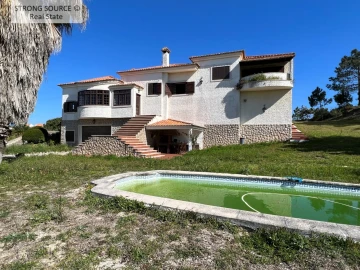 Moradia T6 para Venda em Sesimbra (Castelo)